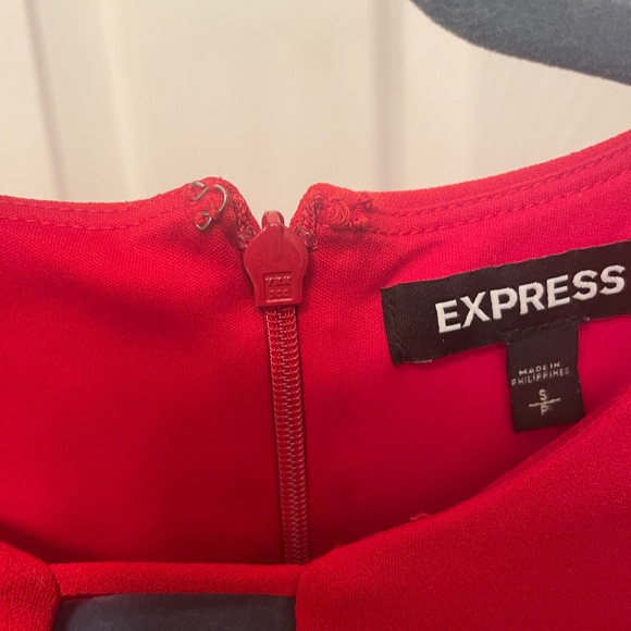 Red Dress - Picture 3 of 3